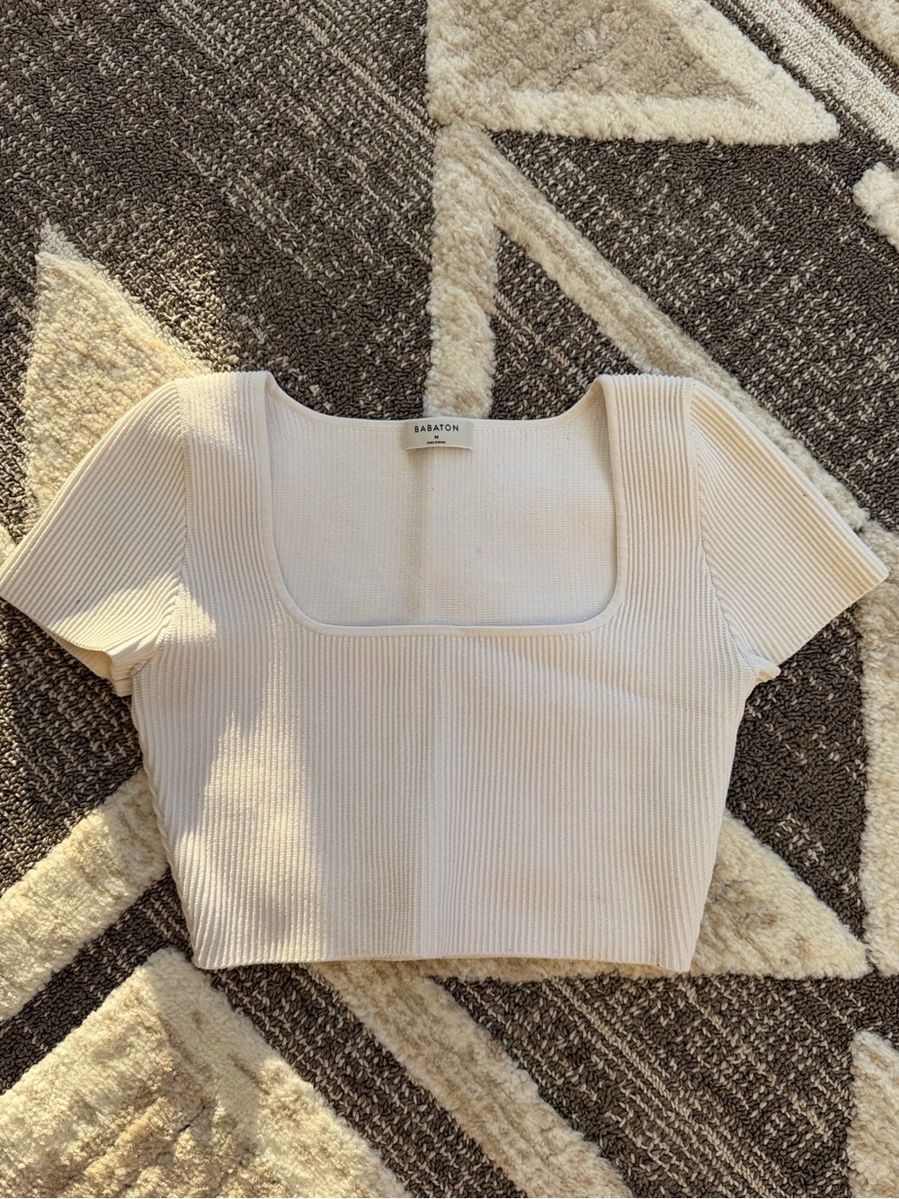 Babaton Sculpt Crop